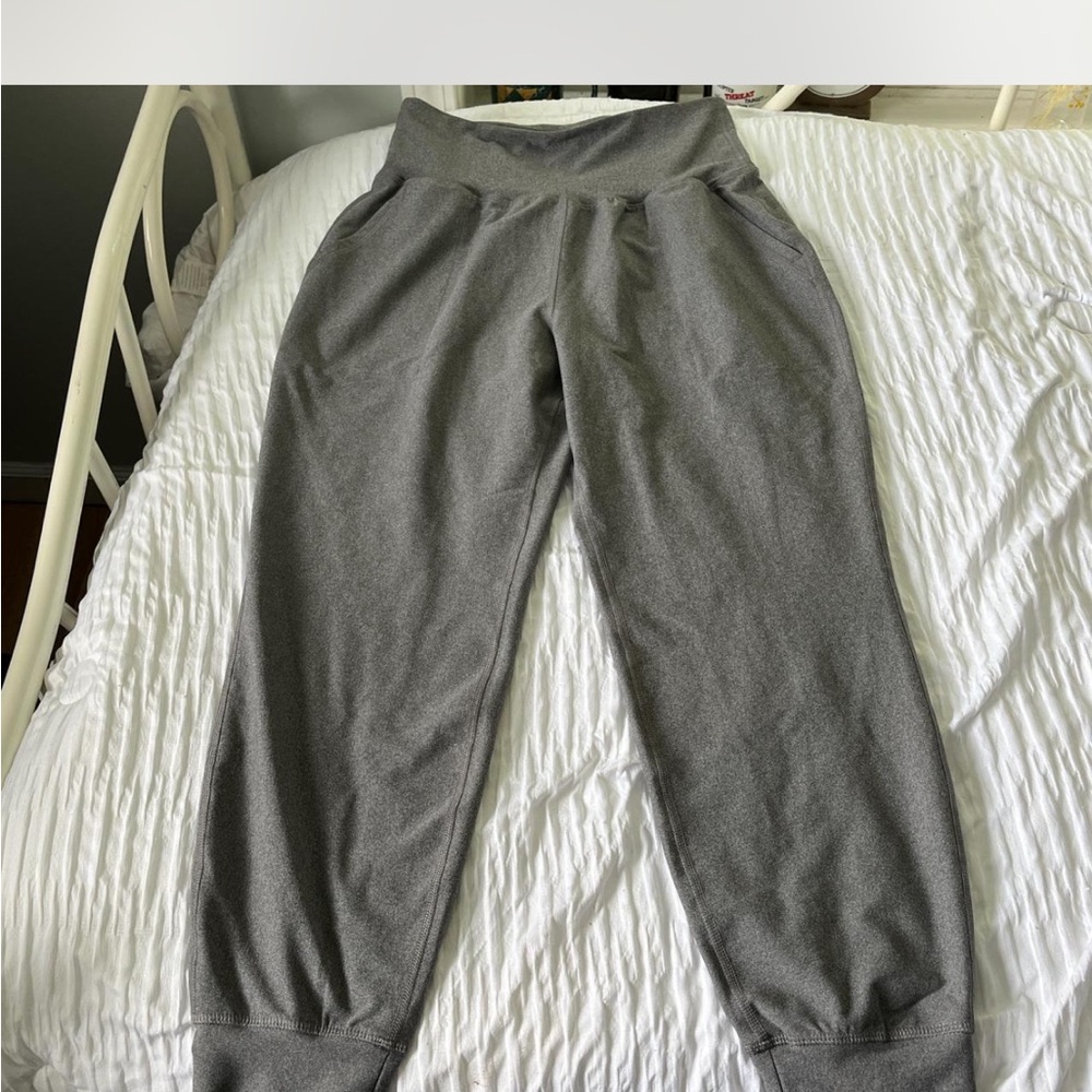 Old Navy Gray Joggers Relaxed Fit Athletic Style